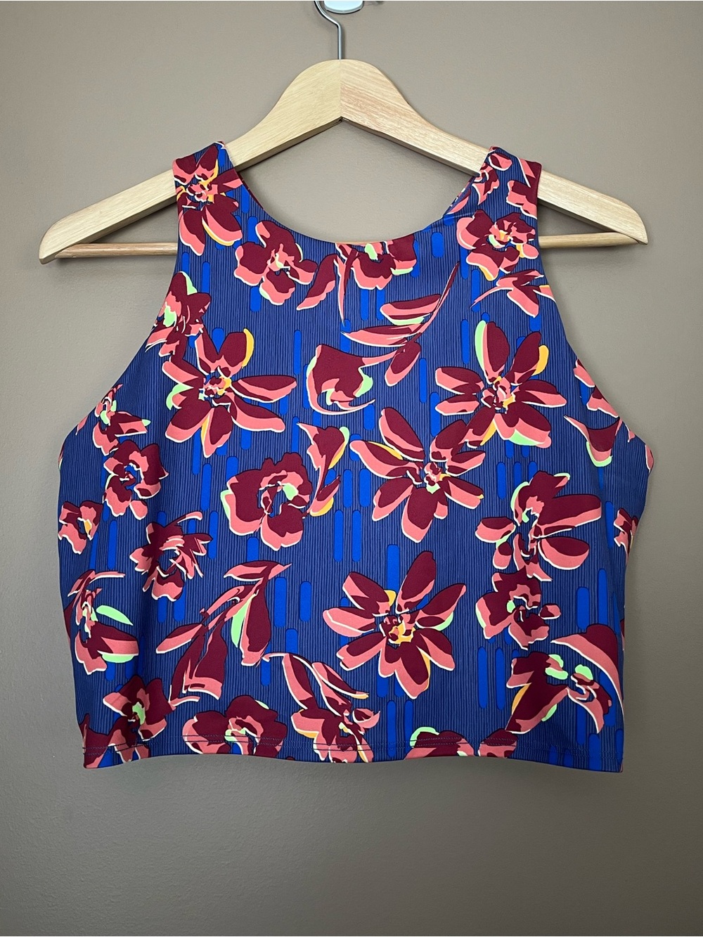 {Athleta} Conscious Crop Floral Printed Tank - Womens XL